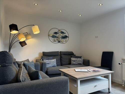 Wohnzimmer - 2 Zimmer Etagenwohnung in Hörnum