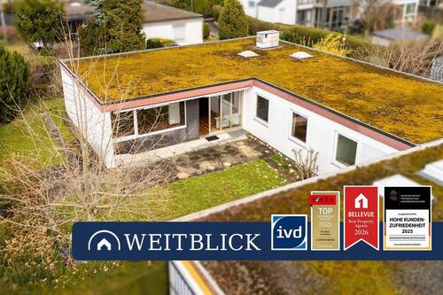 Gartenansicht - WEITBLICK: Ein Bungalow mit Persönlichkeit!