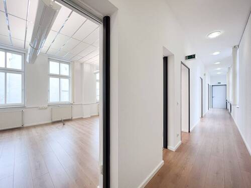 0004_Mühlhausen_1_OG_Neu_08_23 - 1 Zimmer Büro in Mühlhausen/Thüringen