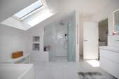Tageslichtbadezimmer Dachgeschoss (I) - 
