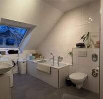 Tolle Dachwohnung mit XXL-Tageslichtbad in kleiner Wohneinheit - Mannheim Rheinau