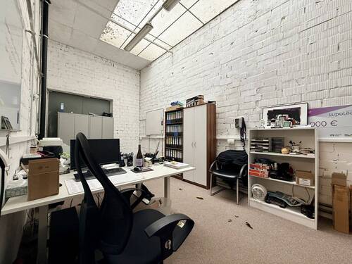 separater Büroraum - Halle in Mannheim zur Miete