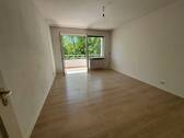 Wohn-/Esszimmer - 