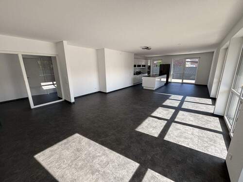Bild 1 - Modern & barrierefrei! 4-Zimmer-Wohnung mit Tiefgarage im beliebten Stadtteil Rheine-Wietesch!