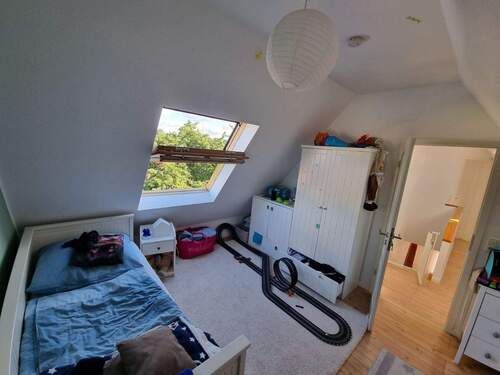 Zimmer - Etagenwohnung mit 85,00 m&sup2; in Seevetal zur Miete