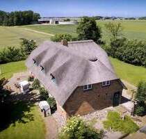 Exklusiver Reetdachtraum | 275qm2 – 7 Zimmer | SYLT vor der Tür | Sauna, EBK., Whirpool uvm. | Traumlage … - Emmelsbüll-Horsbüll