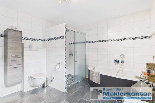 Badezimmer Erdgeschoss - 