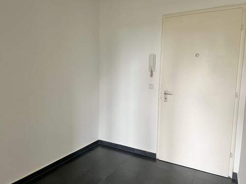 Diele - 1 Zimmer Etagenwohnung zur Miete in Fürth