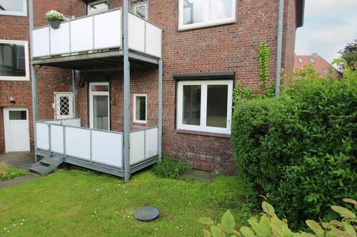 Gartenansicht - 4 Zimmer Etagenwohnung in Schleswig