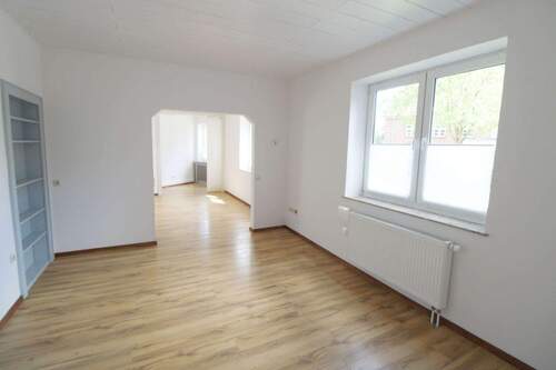 großes Wohn- Esszimmer - 