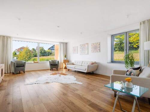 Bild 3 - 1 Zimmer Mehrfamilienhaus, Wohnhaus in Daisendorf