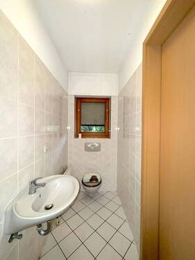 EG Bad 2 hoch - 