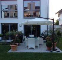 Moderne, helle Doppelhaushälfte mit 5,5 Zimmern, Balkon, Terrasse & Garten in HirschbergBergstraße - Hirschberg an der Bergstraße Großsachsen