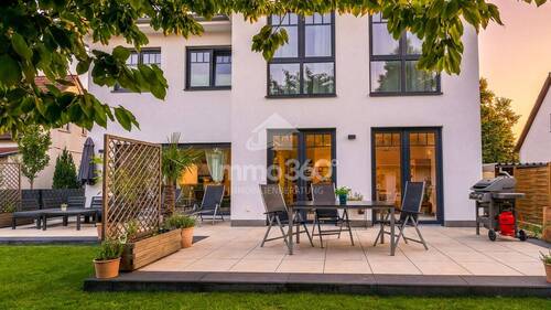 Blick auf die Terrasse - 