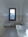 Tagesichtbad mit Wanne - 