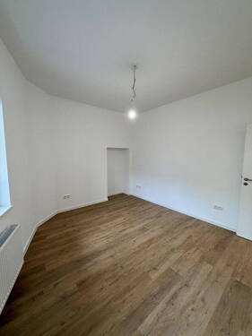 Zimmer - 4 Zimmer Etagenwohnung zum Kaufen in Nürnberg