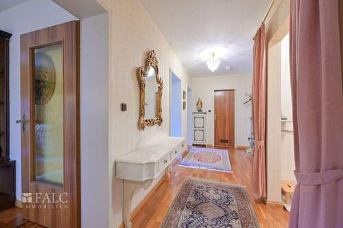 Diele Blick Badezimmer - 