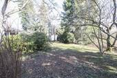 hinterer Grundstücksbereich mit Gartenhaus - 