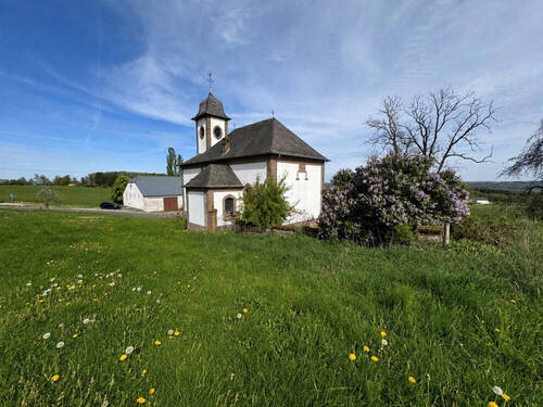 Bild 1 - Sankt Rochuskapelle beim Hoorhof - Historisches Kleinod in erhöhter Lage