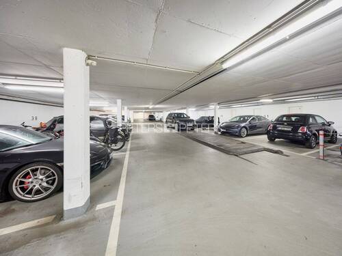 Tiefgarage - 