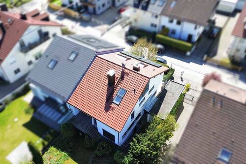 Vogelperspektive Nord-West - Doppelhaushälfte mit 256,20 m&sup2; in München zum Kaufen