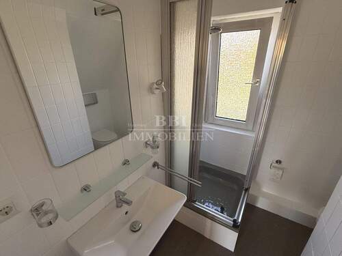 Duschbad im Obergeschoss - 