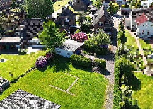 Großzügiger Garten - 5 Zimmer Einfamilienhaus zum Kaufen in Rellingen