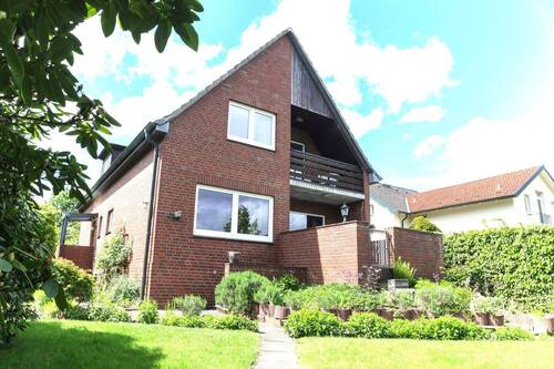 Ansicht aus Garten - 5 Zimmer Einfamilienhaus in Rellingen