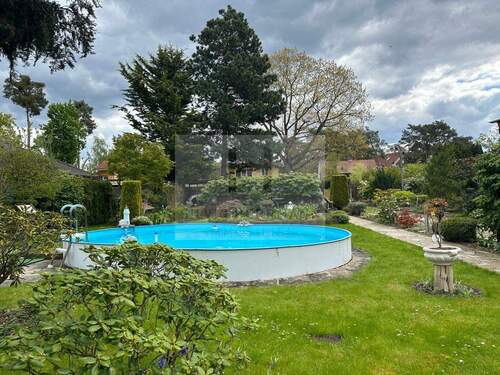 Pool & Garten - 