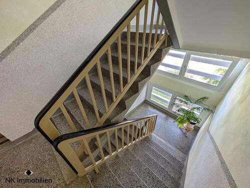 Treppenhaus - 2 Zimmer Etagenwohnung in Limbach-Oberfrohna