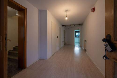 Eingang gewerblicher Bereich - 