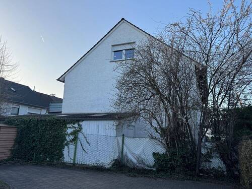 Giebelansicht - Reihenendhaus mit 132,00 m&sup2; in Niederkassel zum Kaufen