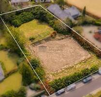 Großzügiges Baugrundstück mit 2.700 m² - Halstenbek