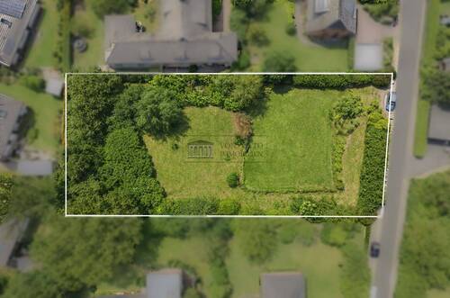 Vogelperspektive (Sommer) - Grundstück zum Kaufen in Halstenbek