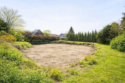 Baugrube - Grundstück in Halstenbek