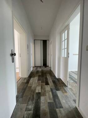 Flur - 2 Zimmer Etagenwohnung zur Miete in Stralsund