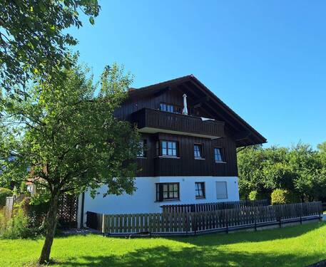 Hausfront bearbeitet.jpg - 