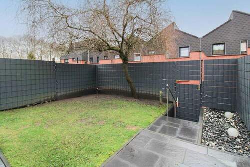 Ansicht Vordergarten - 