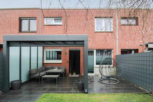 Vorderansicht Haus - 