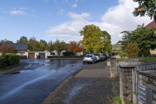 Straßenansicht Rechts - 