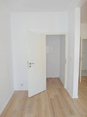 Schlafbereich, Zugang Abstellraum - 