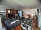 Wohnzimmer - Für Macher mit Weitblick - 490.000,00&nbsp;EUR Kaufpreis, ca.&nbsp; 144,00&nbsp;m&sup2;&nbsp;Wohnfl&auml;che