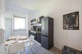 Wohnung EG - 1 Zimmer Mehrfamilienhaus, Wohnhaus in Mannheim