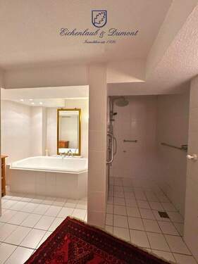 Dusche und Wanne Gartengeschoss - 