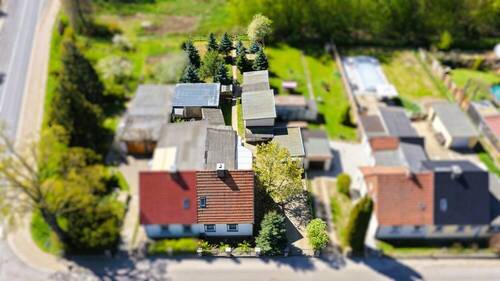 Grundstück - 4 Zimmer Doppelhaushälfte zum Kaufen in Aschersleben