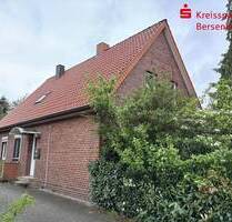 Wohnhaus in einer Fürstenauer Wohnsiedlung für Naturteichliebhaber und Handwerker