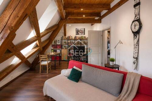 Wohnzimmer - 2 Zimmer Etagenwohnung zum Kaufen in Schwäbisch Hall