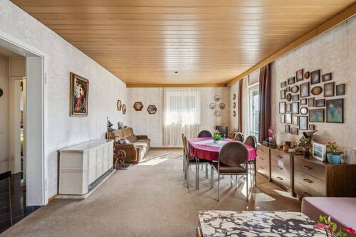 Wohnen OG - 6 Zimmer Etagenwohnung in Ludwigsburg