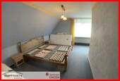 Wohnung: Schlafzimmer Dachgeschoss - 