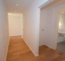 ***Waldweg, am Saseler Markt: Bj. 2015, EBK, Parkett, Gäste WC, Aufzug, 2TGs...*** - Hamburg